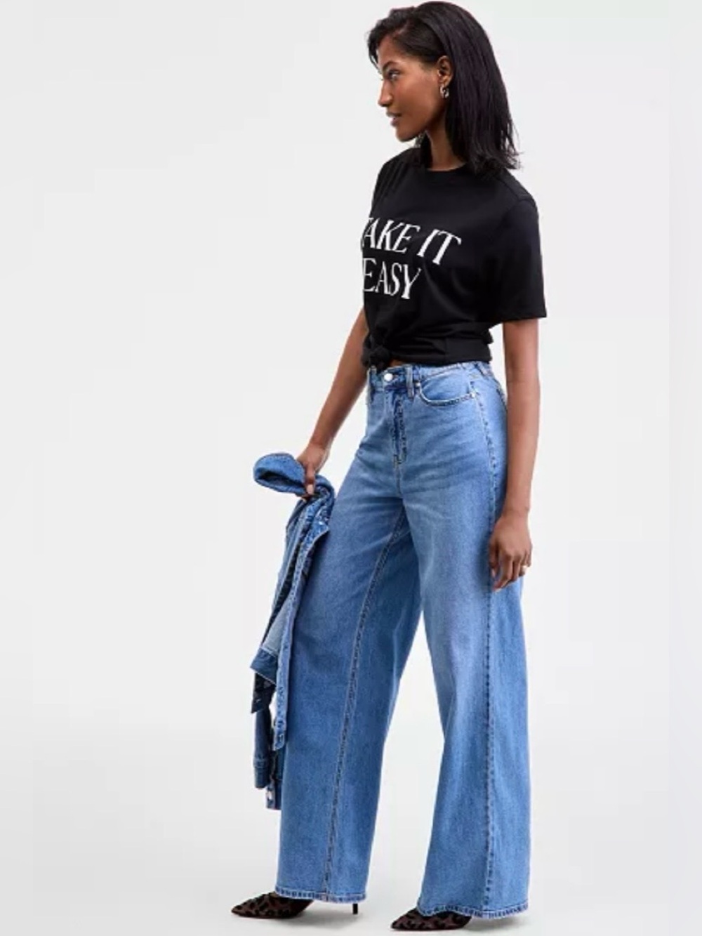 High-Rise Wide Leg Women’s Jeans - Medium Blue